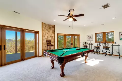 Living - 184 Eagle Hts, Franklin, NC 28734 photo 7 of 9