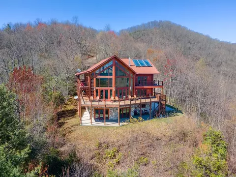 Exterior - 184 Eagle Hts, Franklin, NC 28734 photo 18 of 20