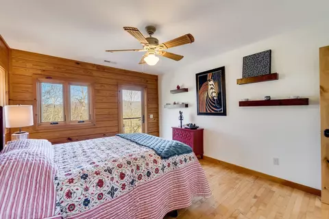 Bedroom - 184 Eagle Hts, Franklin, NC 28734 photo 3 of 8