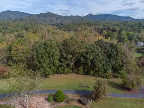 00 River Run, Franklin, NC 28734