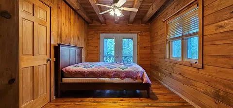Bedroom - 74 Old Cove Rd, Sylva, NC 28779 photo 1 of 2