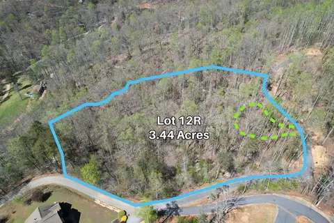 422 Butterfly Blvd, Franklin, NC 28734