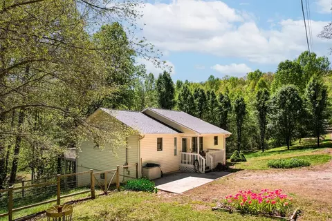177 China Springs Dr, Franklin, NC 28734