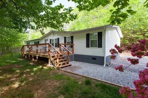 71 Woodland Dr, Bryson City, NC 28713