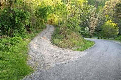 38 Garnet Rd, Sylva, SC 29779 photo 6