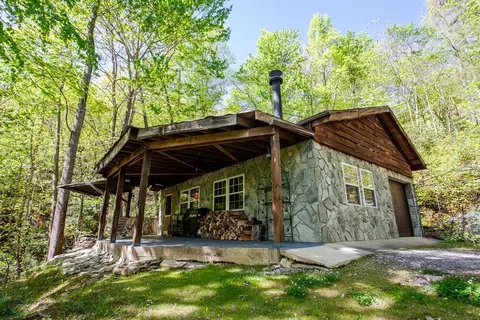 417 Grizzly Rdg, Bryson City, NC 28713