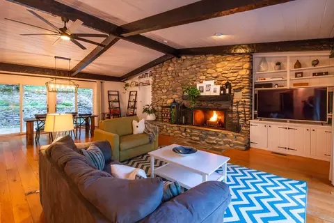 1487 S Country Club Dr, Cullowhee, NC 28723