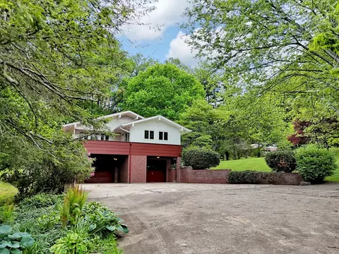 969 Monteith Br, Sylva, NC 28779