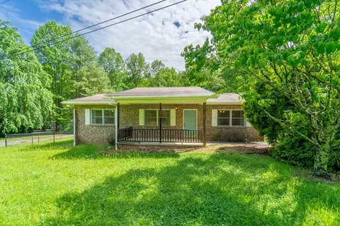976 Jenkins Branch Rd, Bryson City, NC 28713