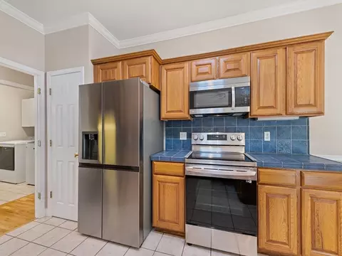 Kitchen - 86 Arcadia Lake Dr, Clyde, NC 28721 photo 2 of 3