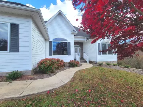 Exterior - 86 Arcadia Lake Dr, Clyde, NC 28721 photo 3 of 9
