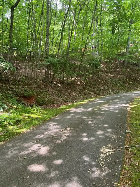 5152 Trimont Mountain Trl, Franklin, NC 28734