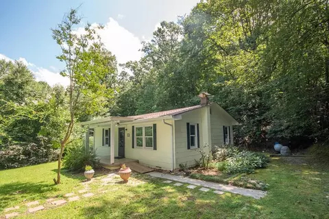 466 Norris Rd, Otto, NC 28763