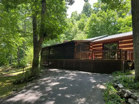 579 Trimont Mountain Trl, Franklin, NC 28734