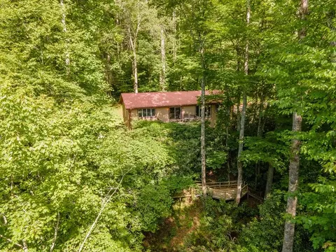 120 Tyke Keener Ln, Highlands, NC 28741