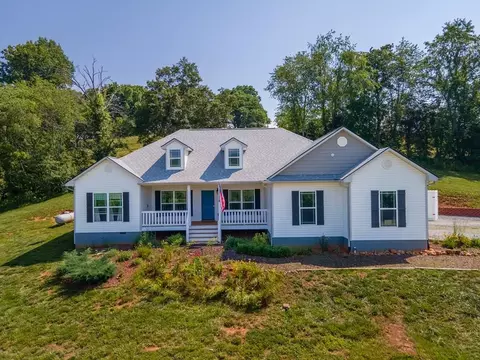 275 Clear Sky Dr, Franklin, NC 28734