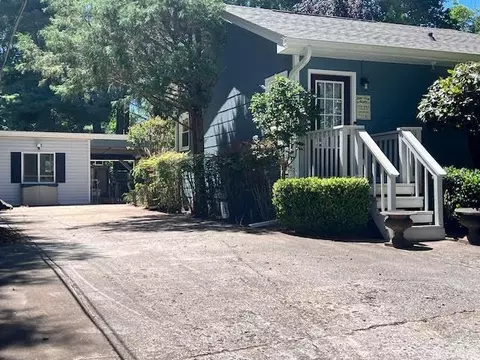 241 Maple St, Franklin, NC 28734