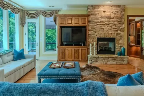Living - 1762 Garnet Ridge Rd, Sylva, NC 28779 photo 2 of 5