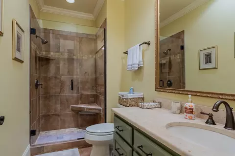 Bath - 1762 Garnet Ridge Rd, Sylva, NC 28779 photo 5 of 7