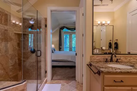 Bath - 1762 Garnet Ridge Rd, Sylva, NC 28779 photo 1 of 7