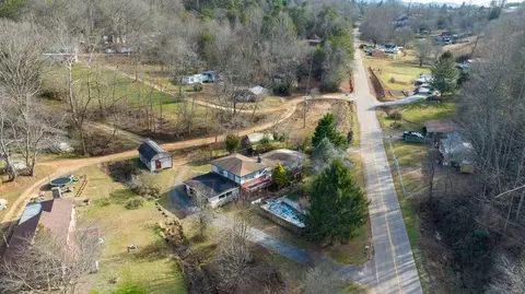 1203 Lake Emory Rd, Franklin, NC 28734