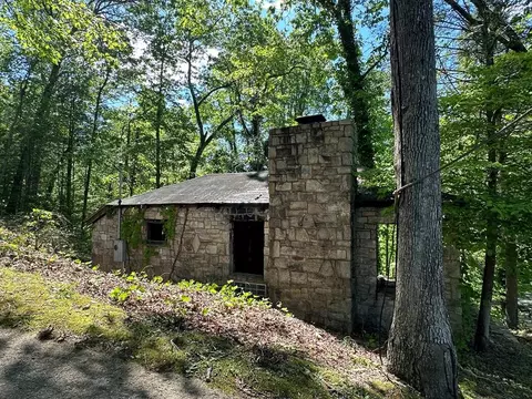 155 Observation Point Rd, Bryson City, NC 28713