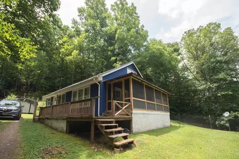 1115 Crawford Rd, Franklin, NC 28734