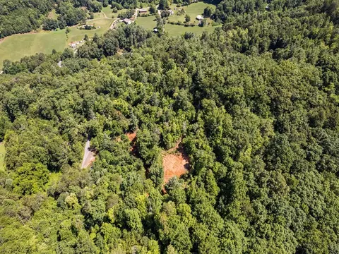 Undisclosed, Sylva, NC 28779 photo 15