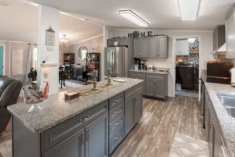 Kitchen - 905 Wake Robin, Cullowhee, NC 28723 photo 3 of 10