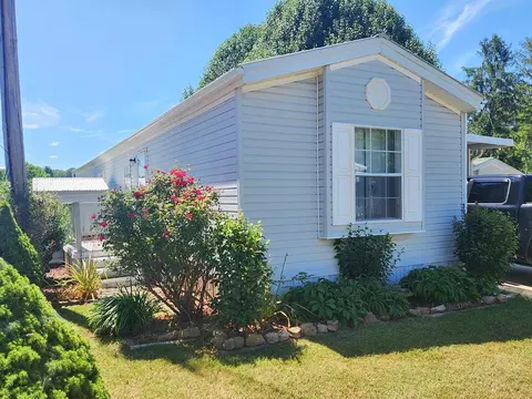 39 Pine Ave, Franklin, NC 28734