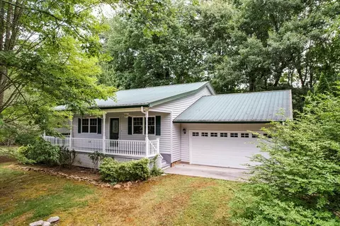 378 Fulcher Rd, Franklin, NC 28734