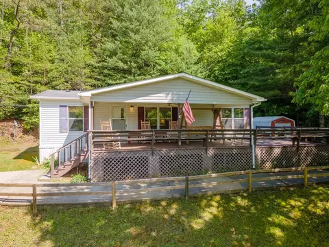 99 Evans Creek Ln, Franklin, NC 28734 photo 2
