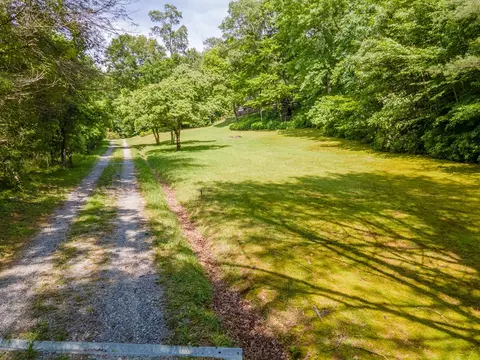 99 Evans Creek Ln, Franklin, NC 28734 photo 13