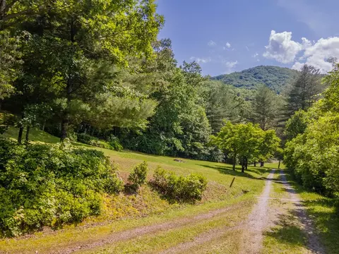 99 Evans Creek Ln, Franklin, NC 28734 photo 14