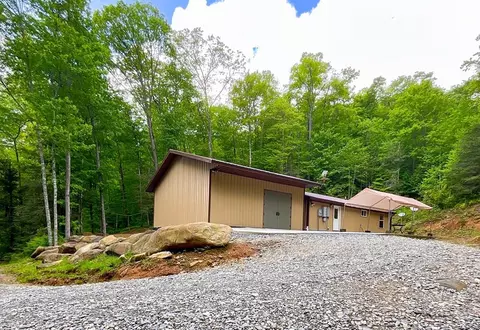 499 Porterfield Gap Rd, Robbinsville, NC 28771