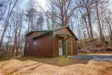 175 Fort Butler St, Murphy, NC 28906