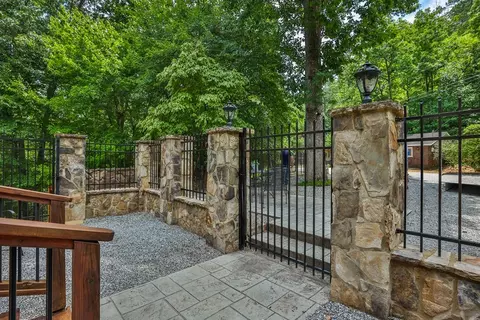 Exterior - 162 Genes Rd, Franklin, NC 28734 photo 18 of 29