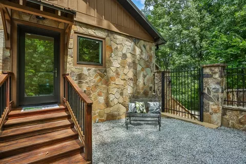 Exterior - 162 Genes Rd, Franklin, NC 28734 photo 17 of 29