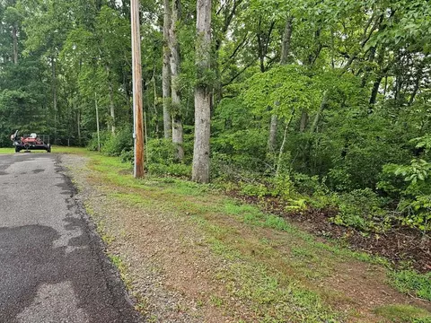 371 Pine Ridge Rd, Franklin, NC 28734