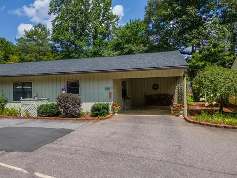 793 Oak Creek Rd # B, Franklin, NC 28734