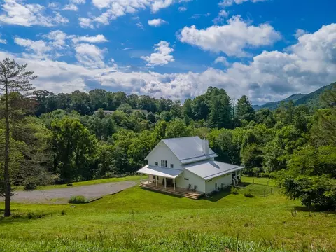 1515 Webster Rd, Sylva, NC 28779 photo 3