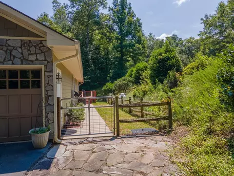 Exterior - 110 Glenn Cabe Rd, Sylva, NC 28779 photo 4 of 14