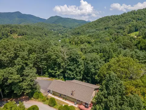 View/Area - 110 Glenn Cabe Rd, Sylva, NC 28779 photo 2 of 4