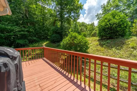 Exterior - 110 Glenn Cabe Rd, Sylva, NC 28779 photo 9 of 14