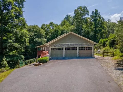 Exterior - 110 Glenn Cabe Rd, Sylva, NC 28779 photo 2 of 14