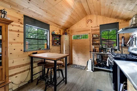 Kitchen - 187 Glade Dr, Sylva, NC 28779 photo 4 of 8