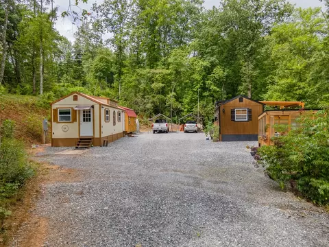 Exterior - 187 Glade Dr, Sylva, NC 28779 photo 9 of 30