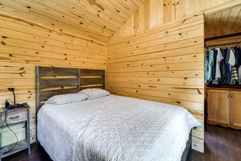 Bedroom - 187 Glade Dr, Sylva, NC 28779 photo 1 of 7