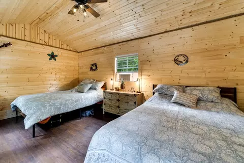 Bedroom - 187 Glade Dr, Sylva, NC 28779 photo 7 of 7