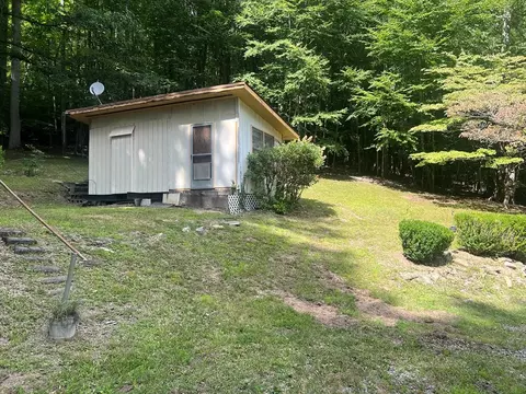 560 Glennview Ln, Franklin, NC 28734